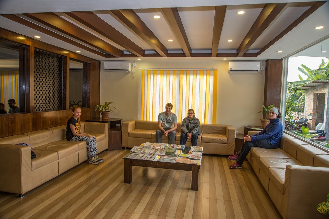 Hotel The Coast Pokhara Exteriör bild