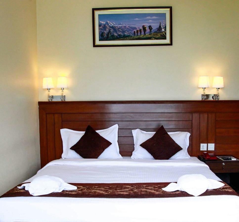 Hotel The Coast Pokhara Exteriör bild