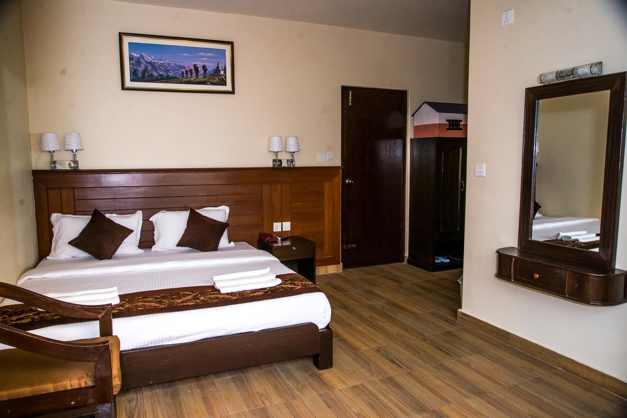 Hotel The Coast Pokhara Exteriör bild
